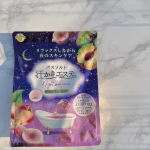 【スギ薬局限定】✅汗かきエステ気分　ナイトスキンケア　ネクタリン＆フィグの香り　500g..甘くて爽やかな香りに包まれるバスタイム🥰💕💕💕もぎたてネクタリンと完熟フィグの香りです⸜🌷︎⸝.…のInstagram画像