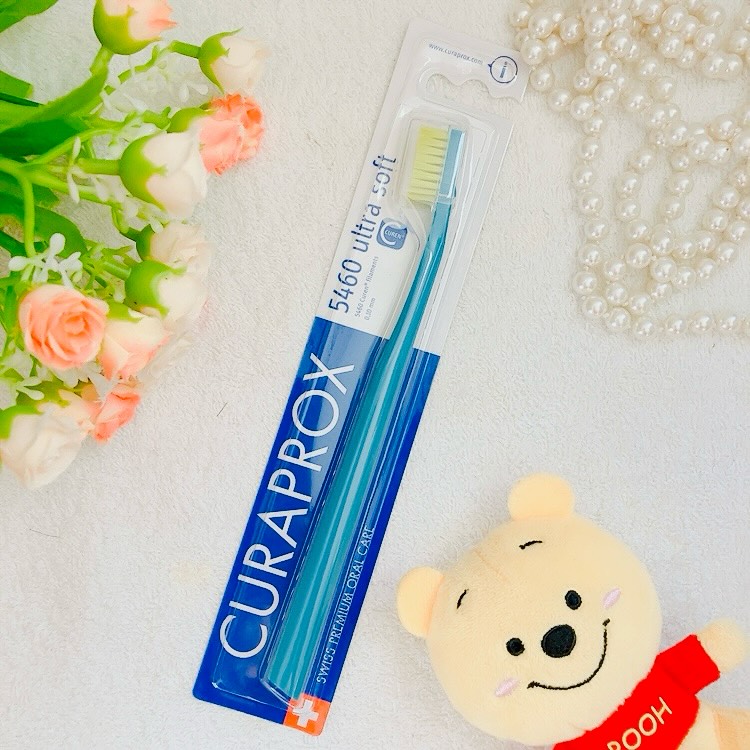 口コミ投稿:クラプロックスCS5460スイスのプレミアム歯ブラシ。超極細毛の圧倒的な植毛本数によ…