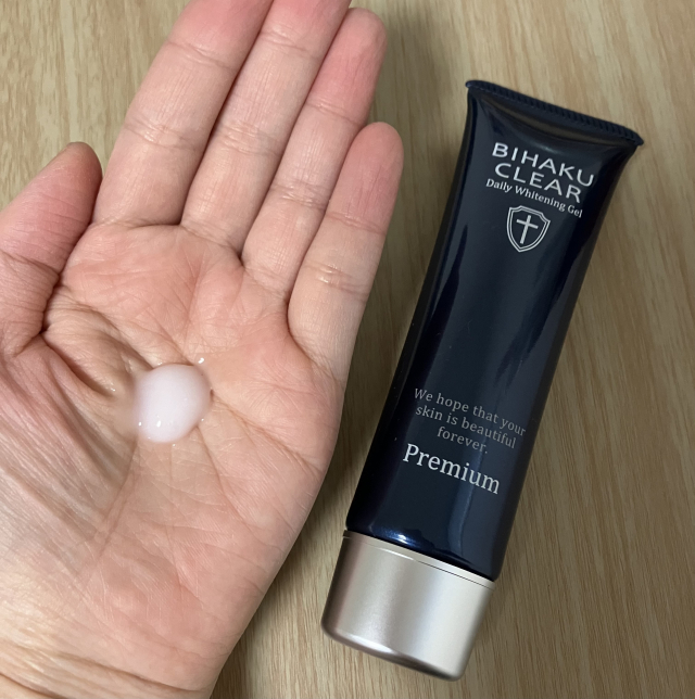 口コミ：薬用美白オールインワンゲル「ビハククリア プレミアム」の画像（3枚目）