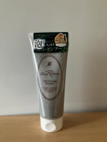 【テンスターHenaReborn ソルトクレンジングシャンプー】★髪と頭皮の土台を整えるファーストステップのためのシャンプー。チューブタイプで自立しておけます。残量を確認できる透明なパケです。…のInstagram画像