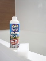 バイオサイクル/浴室・洗面台パイプ用液体タイプ自然の力で汚れを分解するバイオ菌配合の洗剤。塩素系ではないので、ツンとした薬品臭がありません。それでもぬめりや臭いの原因となる汚れをしっかり分解…のInstagram画像