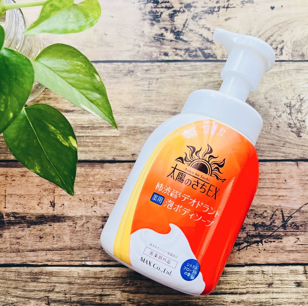 口コミ投稿：柿渋*¹ で洗うやさしい泡のニオイケア✨️⁡泡で出てくるタイプのボディソープ。⁡濃密な…