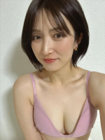 絶賛愛用中🙋‍♀️村重杏奈ちゃんプロデュースブラ😎new colorピンクも可愛い🩷つけ心地軽くて程よく盛れる😏私のお気に入りーー🩷#PR #株式会社HRC #TOLEETY軽やかストレス…のInstagram画像
