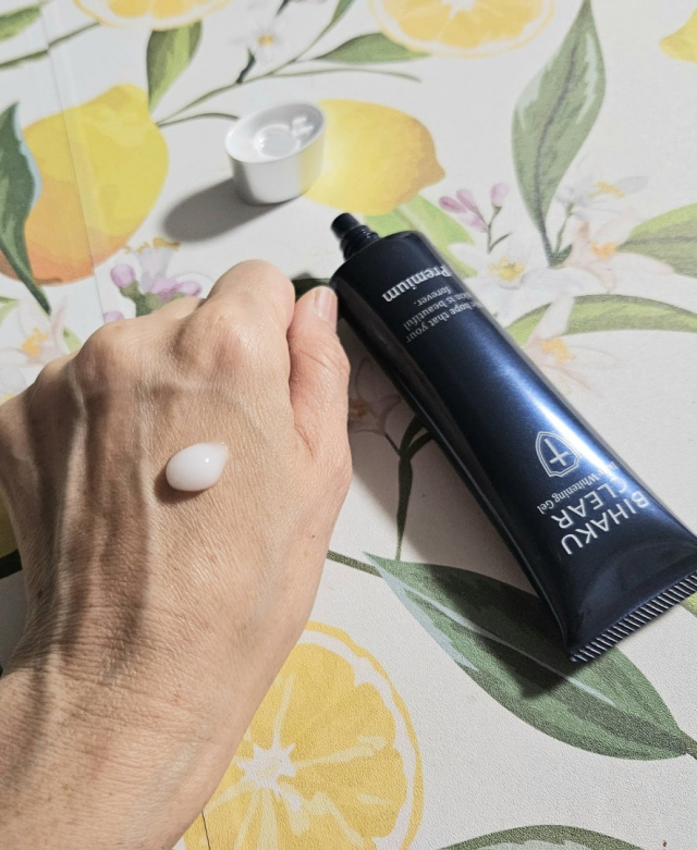 口コミ：薬用美白オールインワンゲル「ビハククリア プレミアム」の画像（2枚目）