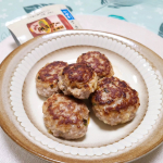 食欲の秋玉露園しいたけ茶でおうちごはん🍁『玉露園しいたけ茶』をご提供いただき飲むだけでなくお料理に活用しています😊乾しいたけを特殊製法で微粒状にしたお茶なので飲用だけでなくお料理にも🙆…のInstagram画像