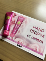 乾燥が気になる季節になると、ハンドクリームは必需品✨最近使ってみた「アロエモイスチャー・ローズ」は、手にのばした瞬間ふんわりローズの香りが広がって、気持ちまでやさしく整えてくれるような印象でした…のInstagram画像