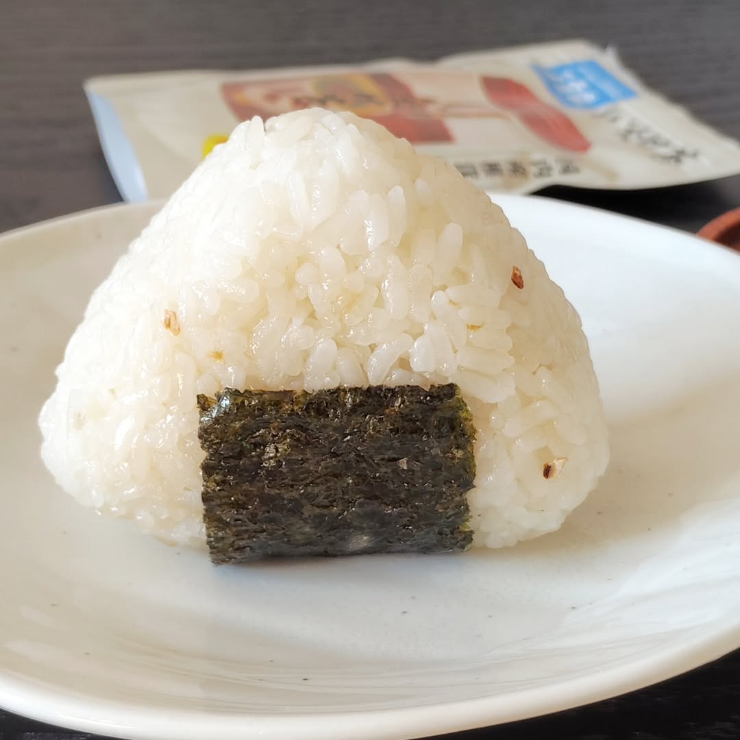 口コミ投稿：🍙🍙🍙『玉露園しいたけ茶』でおにぎり混ぜ込むより、まぶすのが手軽で好きです旨味たっ…