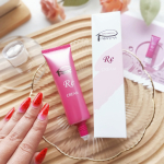 艶めく大人のハリ肌へ♪ピアベルピア　クリームREをお試ししました✨✨【 商品の特徴 】エイジングケア（年齢に応じたケア）のための保湿クリームです。アミノ酸やビタミンB2を含む酒粕エキス※1や…のInstagram画像