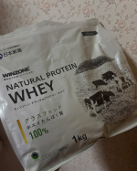 グラスフェッド　ホエイプロテイン良質の牧草由来の飼料のみを食べて育った牛から取れた生乳を原料としたプロテインです自然由来のプロテインなので、すごく安心して飲むことができますプロテインは筋力…のInstagram画像