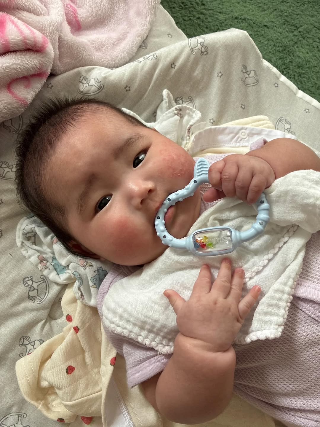 口コミ投稿：4か月の初孫に、クラプロックスベビーを使ってみてもらうことに。😊ぷくぷくとしたか…