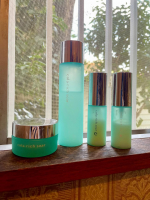 コラリッチ ソア4点セットを1カ月使ってみました。1枚目の写真を見てください✨使った痕跡が👀✨朝の洗顔ごと夜お風呂に入った後に毎日使いました。結構しっかり塗ったと思うのですが、まだ使えそうで…のInstagram画像