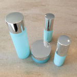 コラリッチ ソア 4点フルラインを続けて使ってみました。朝と夜とでお手入れを変えるのって大変かな？って思ったけど、実際にはシリーズの中の1つのアイテムを変えるだけなので全く苦にはならずに続けていま&hellip;のInstagram画像