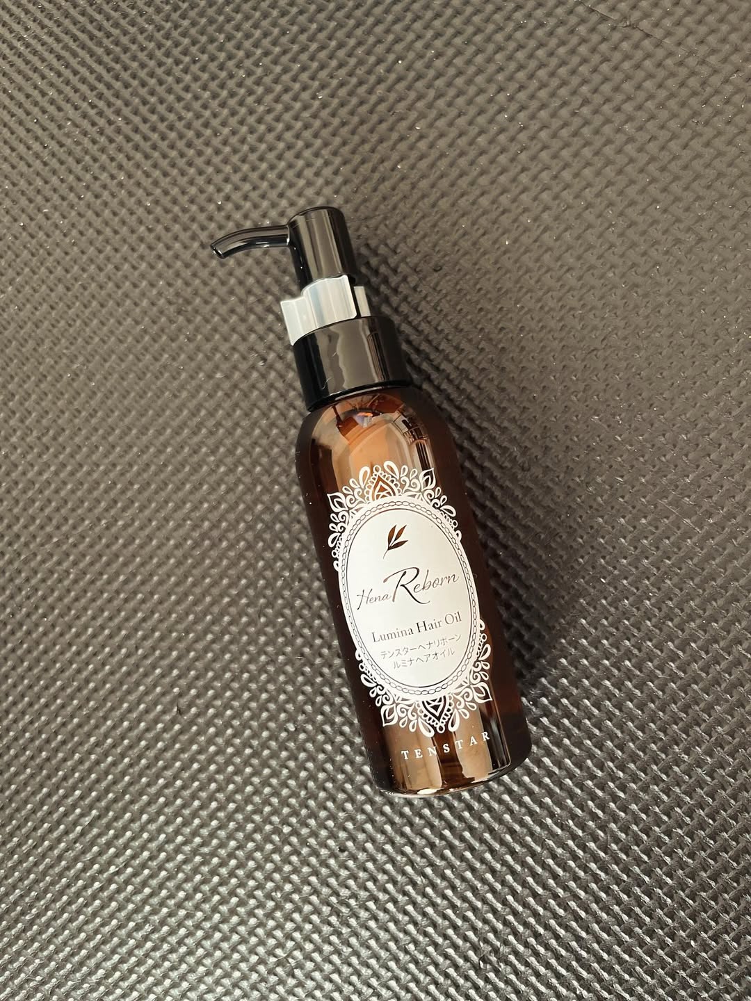 口コミ投稿：テンスターHenaReborn ルミナヘアオイルでヘアケアして約一カ月！お風呂上がり、まだ…