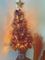 クリスマス仕様になりました🎄もう今年も残りわずかですね⭐️#PR #野菜をMOTTO #野菜をもっと #野菜スープ #お雑煮 #新商品 #monipla #monmarche_fanのInstagram画像