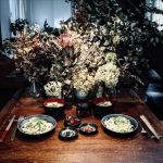 先日のランチ。きのこのパスタでした😊．玉露園さんからいただいた「しいたけ茶」で味付けしたしめじと舞茸のパスタをつくりました。秋らしい味わいでとても美味しかったです。しいたけ茶はそのまま飲ん…のInstagram画像