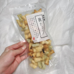 もち吉味トップ 袋入り一口サイズで美味しいお煎餅でした！https://www.mochikichi.co.jp/products/detail/05196#PR #もち吉 #おやつはも…のInstagram画像