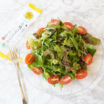 ベビーリーフ好きにおススメ！@teraoka_soy_sauce寺岡家の有機ベビーリーフこだわりの自家製牡蠣殻堆肥で作った美味しいベビーリーフ🍴5種類以上の若葉をミックスしているから、こ…のInstagram画像