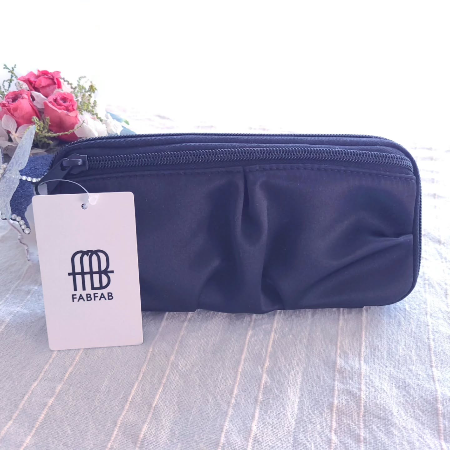 口コミ投稿：光沢感のあるドレープが上品で素敵✨生地の美しい表情に着目した新ブランド「FABFAB（…