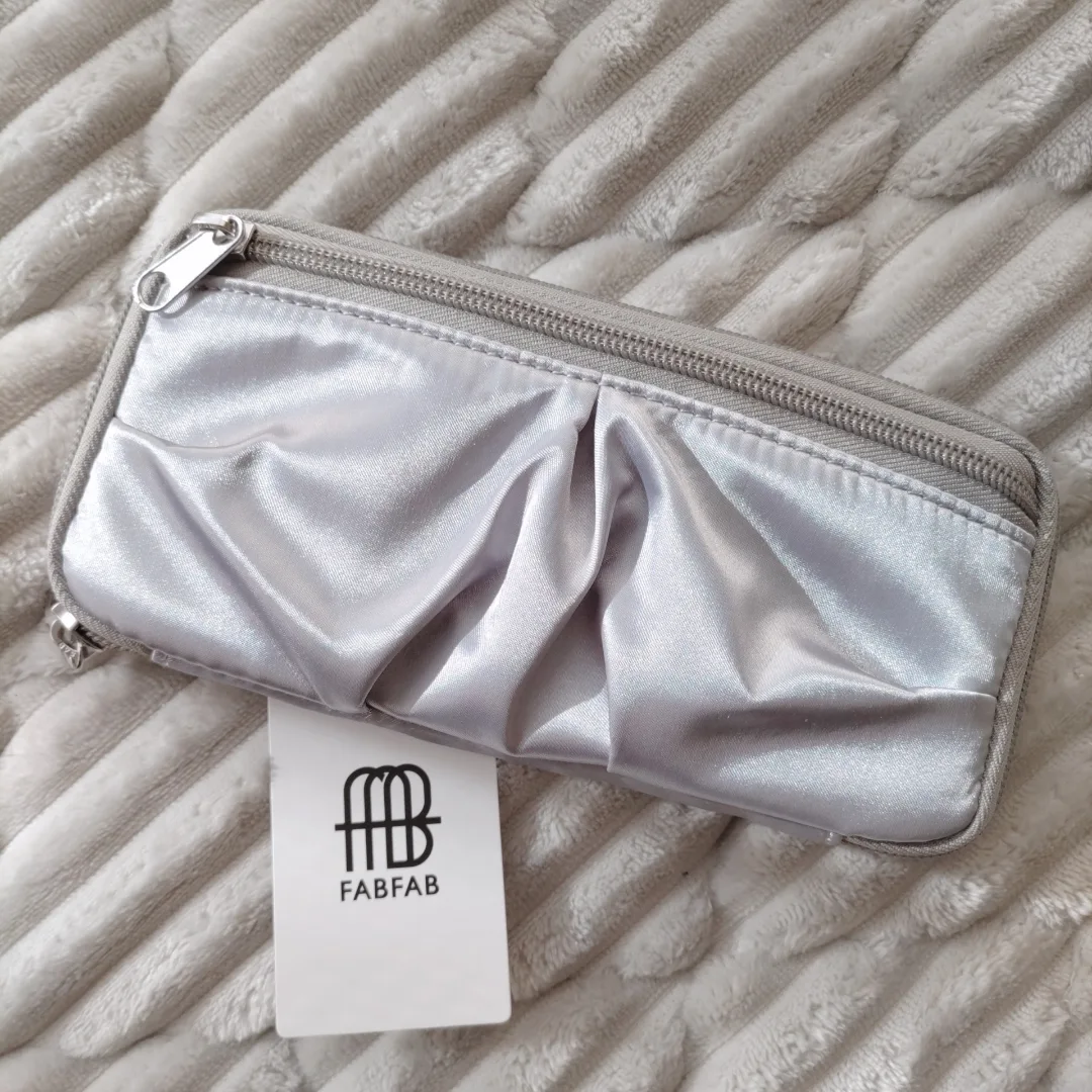 口コミ投稿：.気分が上がるペンケース⸝⋆＜FABFAB ペンケース ドレープタイプ＞ラウンドタイプを使…