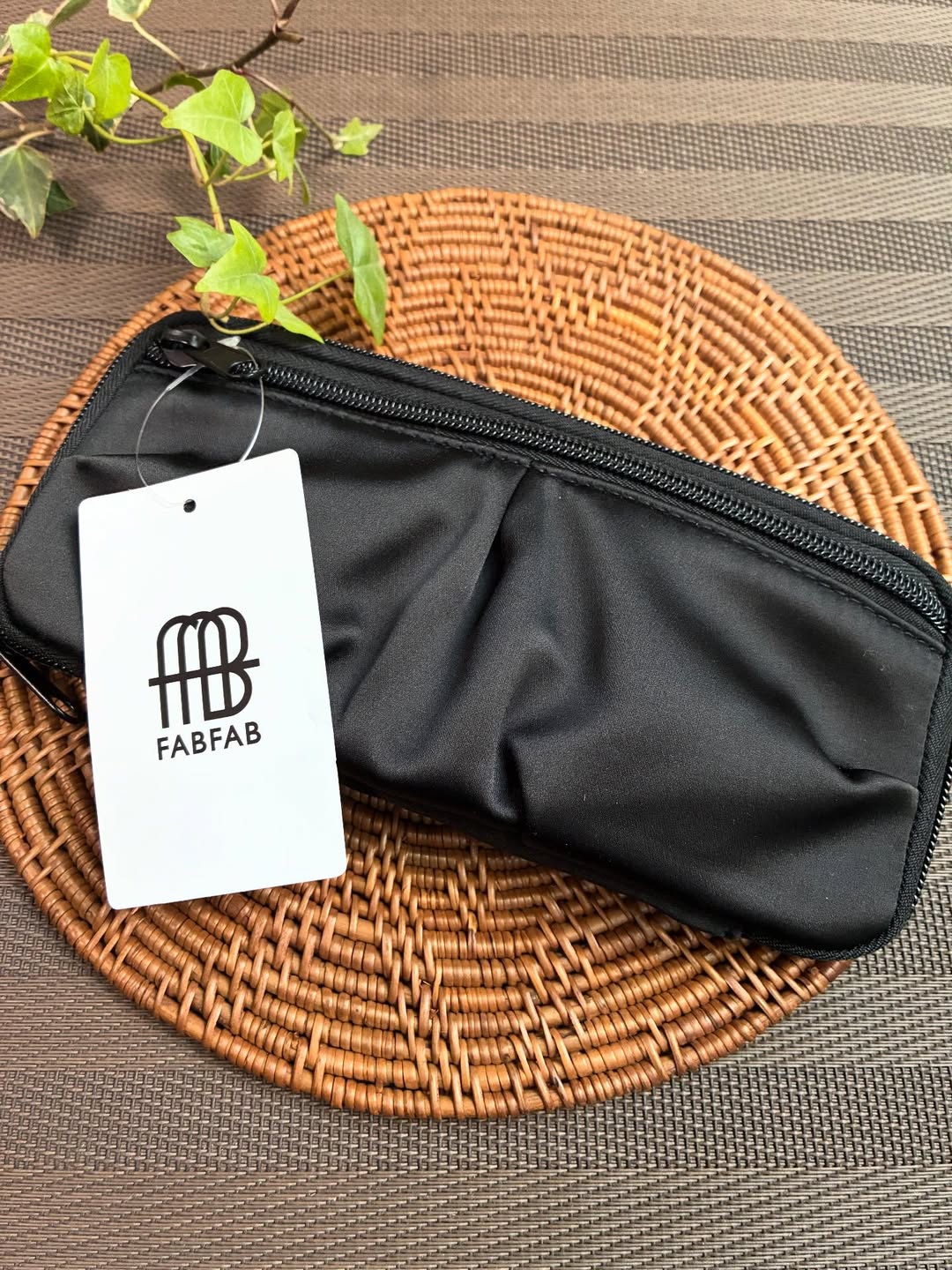 口コミ投稿：🖤「FABFAB ペンケース ラウンド ドレープタイプ」をお試しさせていただきました♡黒の…