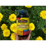 💛・ﾈｲﾁｬｰﾒｲﾄﾞｽｰﾊﾟｰﾏﾙﾁﾋﾞﾀﾐﾝ＆ﾐﾈﾗﾙ 12種類のﾋﾞﾀﾐﾝと7種類のﾐﾈﾗﾙを1粒に凝縮したﾍﾞｰｽｻﾌﾟﾘﾒﾝﾄ💊毎朝、朝食と一緒にこれを一粒。家事、育児、仕&hellip;のInstagram画像