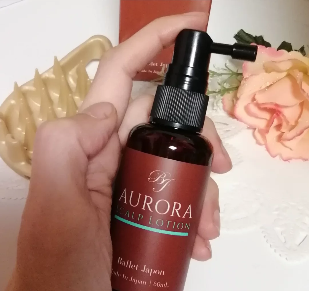 口コミ投稿：オーロラスカルプローションです(*˘︶˘*).｡.:*♡ 気になる抜け毛対策として頭皮マッサ…