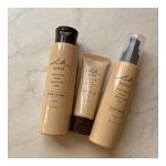 AK usual薬用u ローション薬用u ミルク薬用u クリーム乾燥肌、乾燥性敏感肌に悩む子どもから大人まで日々に寄り添うセラミド配合ケアお肌にやさしい成分で作られた低刺激のスキンケア…のInstagram画像