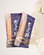 もち吉さんのモニターキャンペーンでだし乃餅　旨醤油味いただきました！もち吉さんのお煎餅は大好きでいろんな味があるので目移りしてしまいます‥！、渋いお茶に合う手が止まらなくなる美味しさ、とっても満足…のInstagram画像