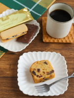 。☕おうちコープdeコーヒータイム今日のコーヒータイムにはコープの人気お菓子を堪能♪..◆ＣＯ-ＯＰ ラムレーズンサンド大好きなラムレーズン♡ホワイトチョコ入りのクリームがコクあま。&hellip;のInstagram画像