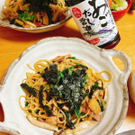 今日の晩ごはんのきのこたっぷり和風パスタ🍄&zwj;🟫には寺岡家様のあごだし醤油とバターのみで味付け！寺岡家のあごだし醤油は、長崎県産の焼きあご（トビウオ）を使用し、そのコクと旨みを最大限に引き出し&hellip;のInstagram画像