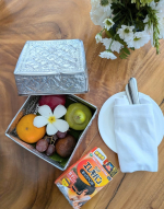 🎍クリスマスツリーを片付けたり掃除したりと年末年始って忙しいよね〜。ケアしづらかった首すじのコリを、手軽にケアできる優れものの『ピップエレキバン　ネックバンド』。 首すじ上部に直接磁石が&hellip;のInstagram画像