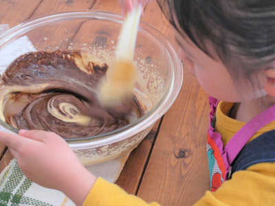 すみっコぐらしのチョコケーキセットを作ろう チョコケーキセット作りの写真を投稿してください 共立食品お菓子大好きの会 モニプラ