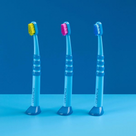 「クラプロックスベビー　歯ブラシ（株式会社クラデンジャパン）」の商品画像の3枚目