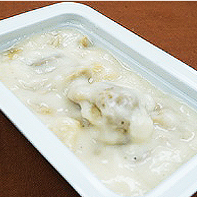 「楽チン!カップ　鶏肉のチーズクリーム煮（株式会社宝幸（ほうこう）／日本ハムグループ）」の商品画像の2枚目