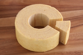 「バターが薫るしっとりクーヘン（敷島製パン株式会社）」の商品画像