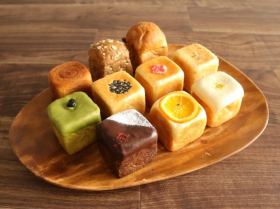 「【シャルムベーカリー・ポンシェ】キューブパン10個セット（カネカ食品株式会社）」の商品画像