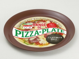 「レンジdeピザプレート（株式会社クリヤマ）」の商品画像の3枚目