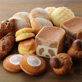 「パンダ食パン＆スイーツセット（株式会社アンデルセン）」の商品画像