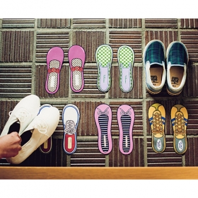 玄関すっきり！　家族の靴がお行儀よく整列する　シューズポインターの会の商品画像
