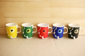 「marimekko　（マリメッコ）　マグカップ（アンジェ web shop）」の商品画像の3枚目